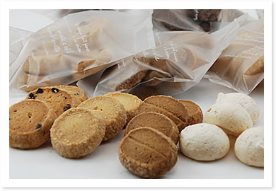 一口サイズクッキー（胡桃入りのチョコサブレ等）10種類